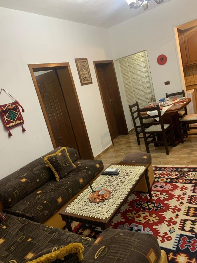Vila Demaj! Free Parking Berat Exterior photo