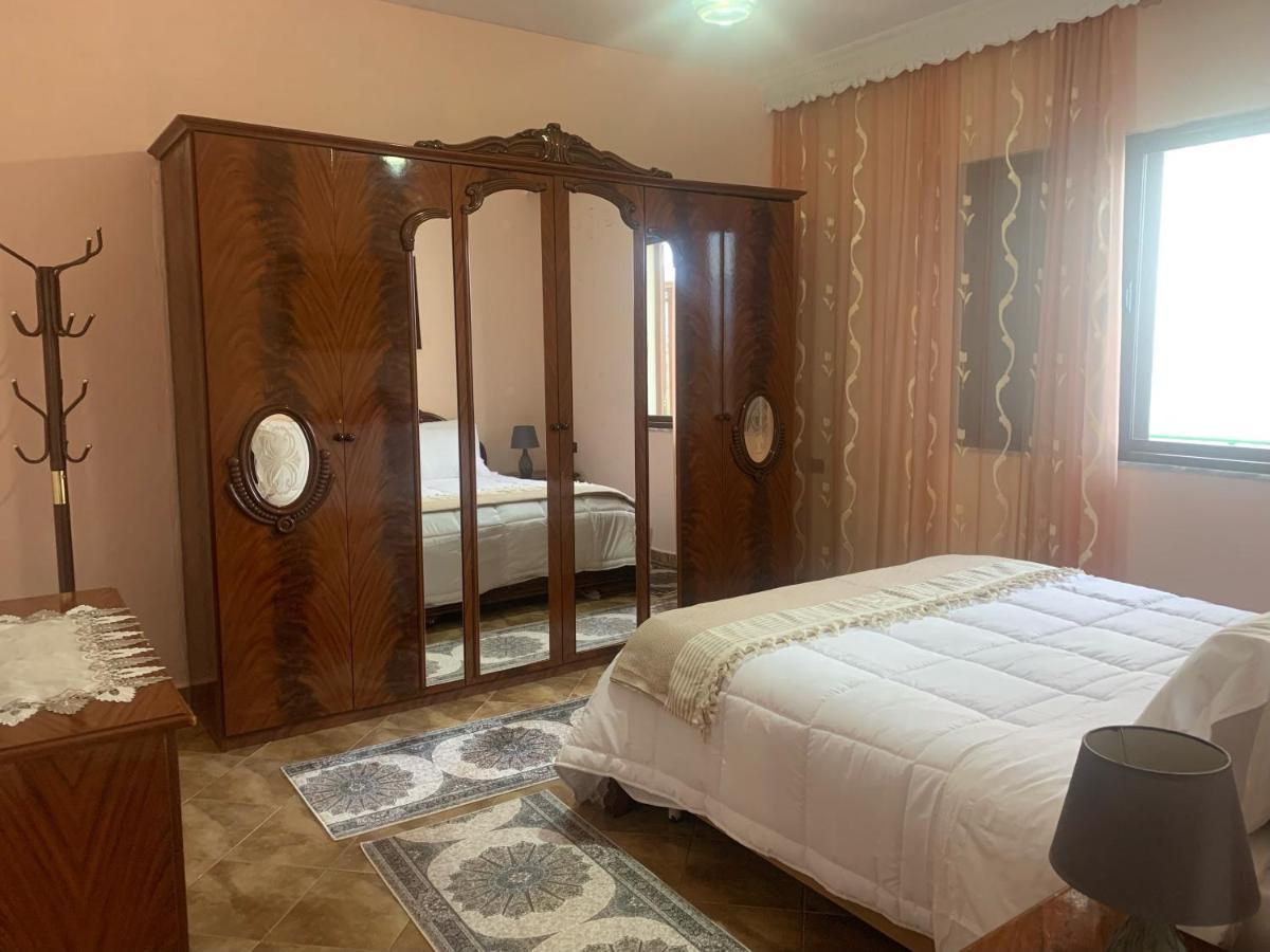Vila Demaj! Free Parking Berat Exterior photo
